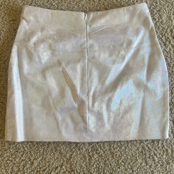 Boohoo Irridescent Pink Mini Skirt Size 6 Party Rave - Picture 3 of 3